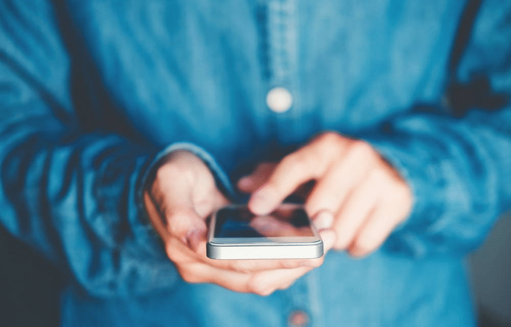 Jak zalogować się do Facebooka i korzystać z niego? Przewodnik dla początkujących